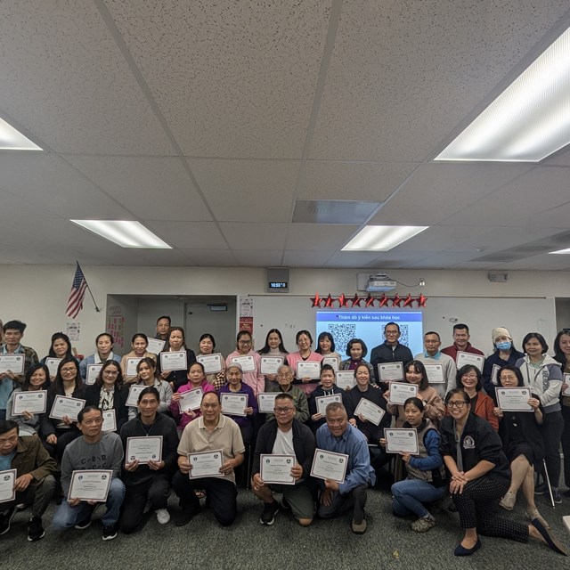 PXL_20241119_185343028